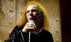 Ronnie James Dio en 2001