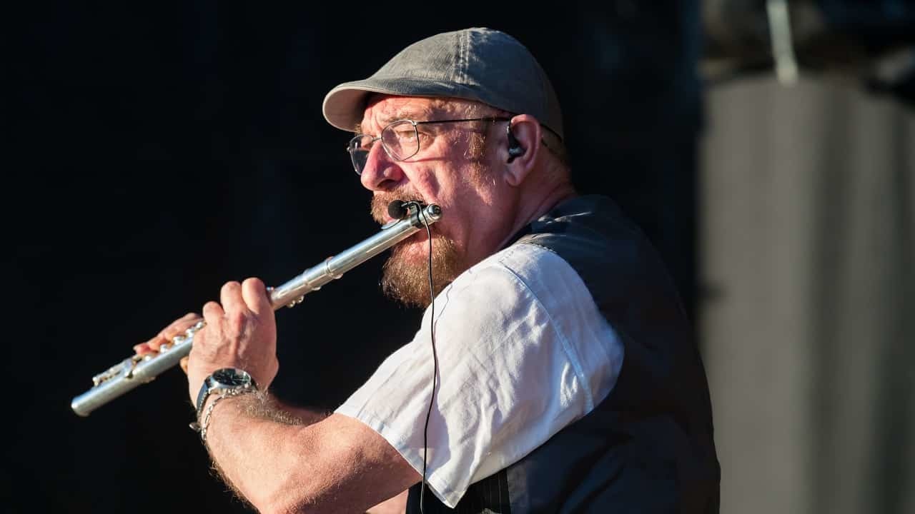 Ian Anderson con flauta